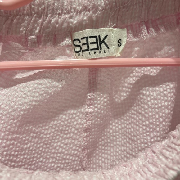 Shorts - Picture 2 of 3